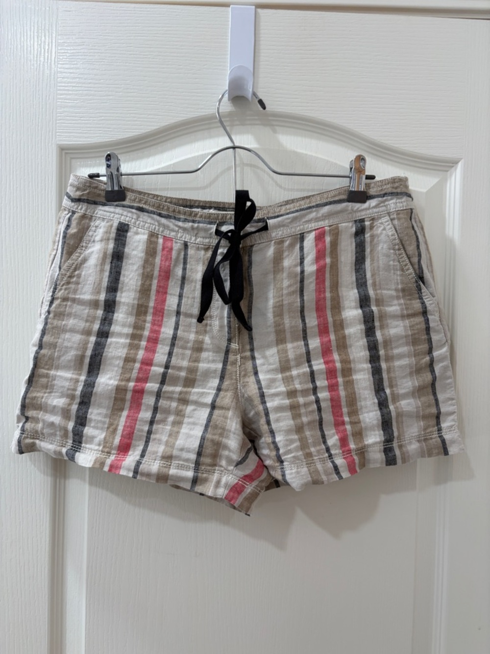 LOFT Striped Drawstring Linen-Blend Athletic Shorts in Beige, Pink & Black